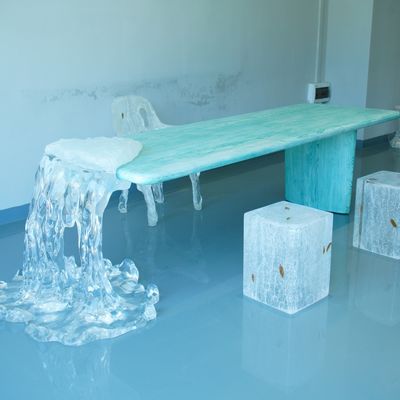 High Durability Dining Chair With High Durability Indoor Acrylic Furniture